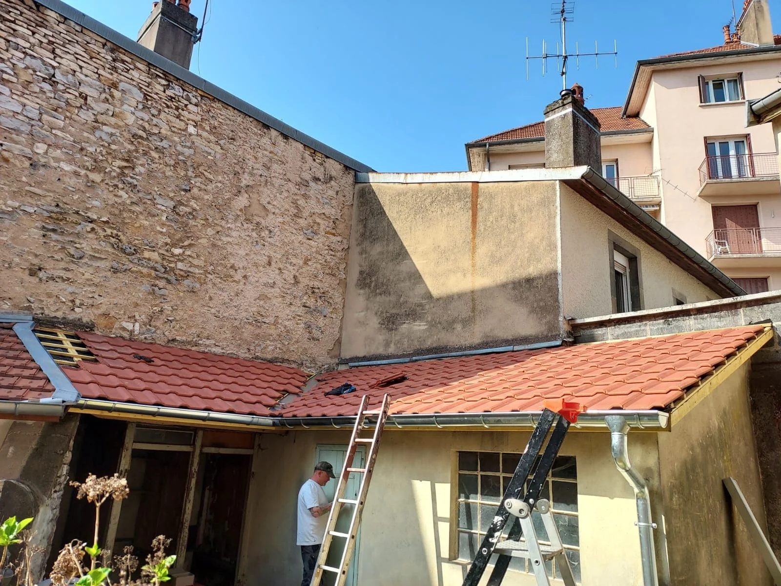 Urgence toiture — François Multi-Services : Démoussage